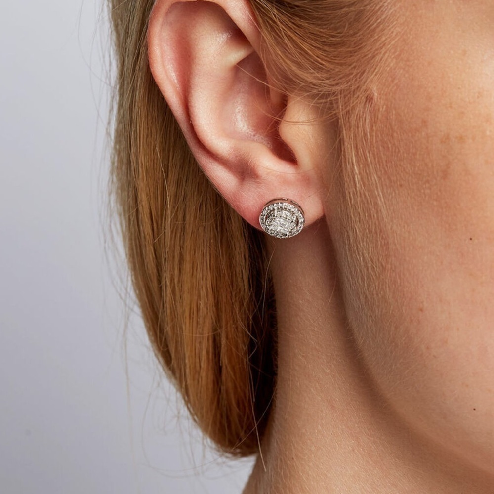 Large cubic zirconia diamond earrings